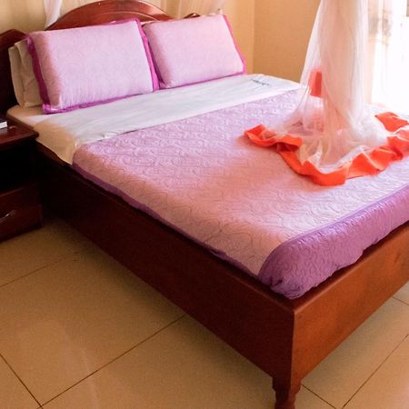 Kahondo Buffalo Hotel Makerere Esterno foto