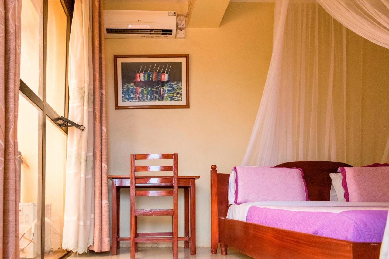 Kahondo Buffalo Hotel Makerere Esterno foto