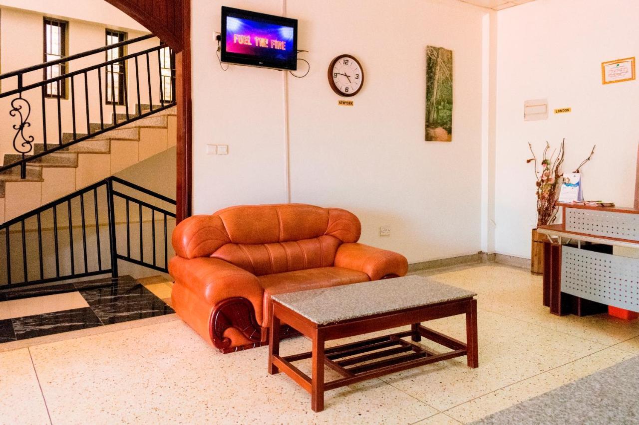 Kahondo Buffalo Hotel Makerere Esterno foto